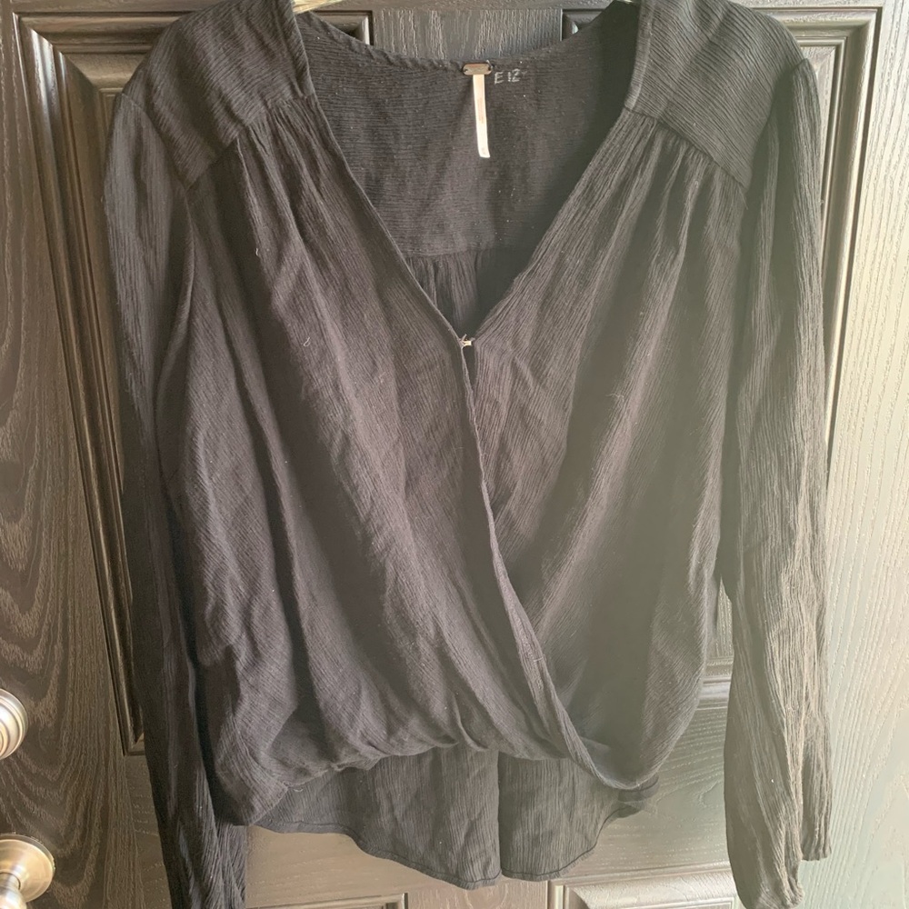 Women’s black Free People “Check on It” wrap top size medium - Picture 2 of 9
